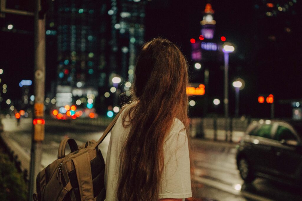 Portrait taken from behind the back. Sigma 17-40mm F1.8 was used.