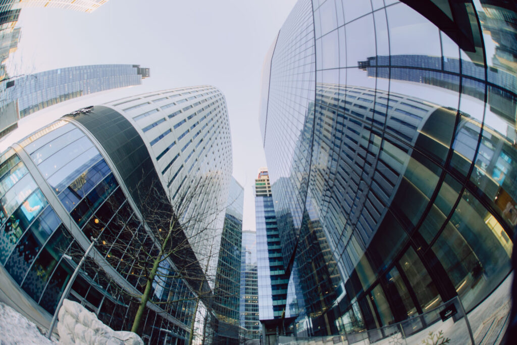 Lookup view on buildings in Warsaw, taken with the brand new 7Artisans 6mm F2.