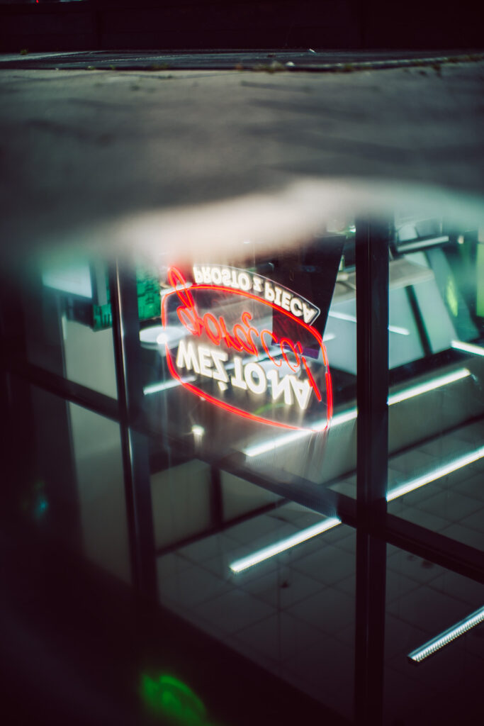 A puddle reflection photo taken with the Brightin Star 50mm F0.95 II lens.