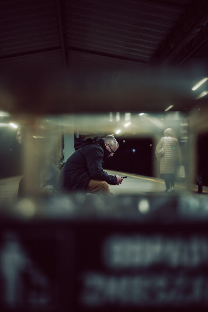 Framing through the trash can, taken with the Sigma 35mm F1.4 DG II lens.