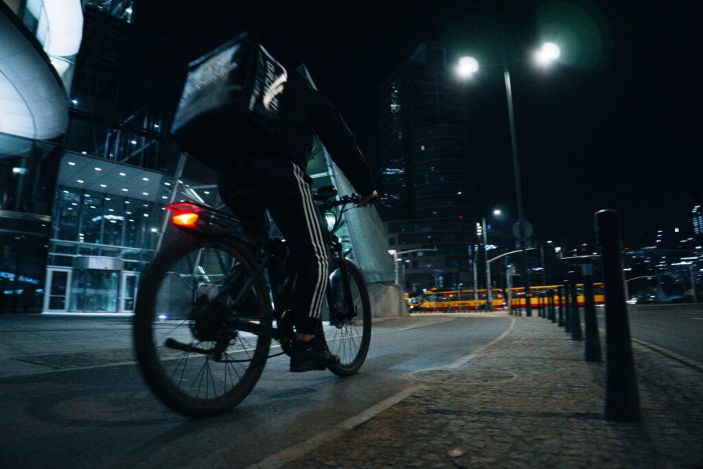 Sigma 15mm F1.4 DC low bike shot