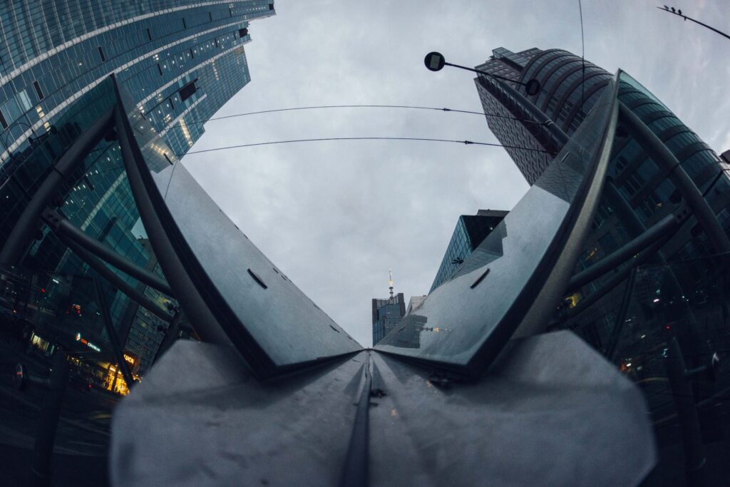 The top of the Warsaw Metro entry taken with the Brightin Star 7.5mm F2.8 IV